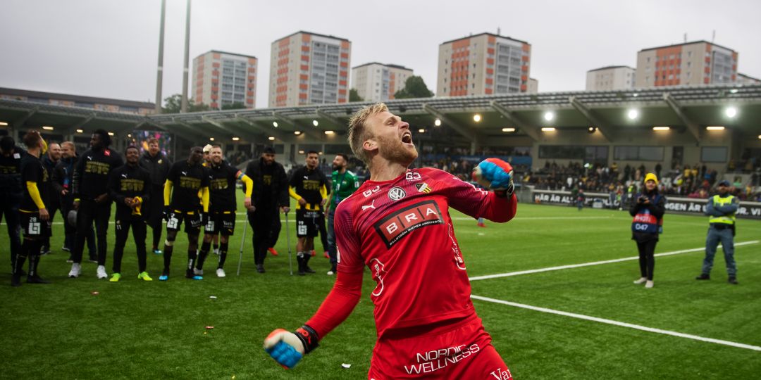 Peter stannar på Hisingen