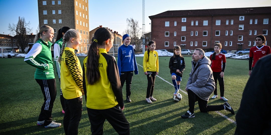BK Häckens gräsrotsarbete prisas av UEFA